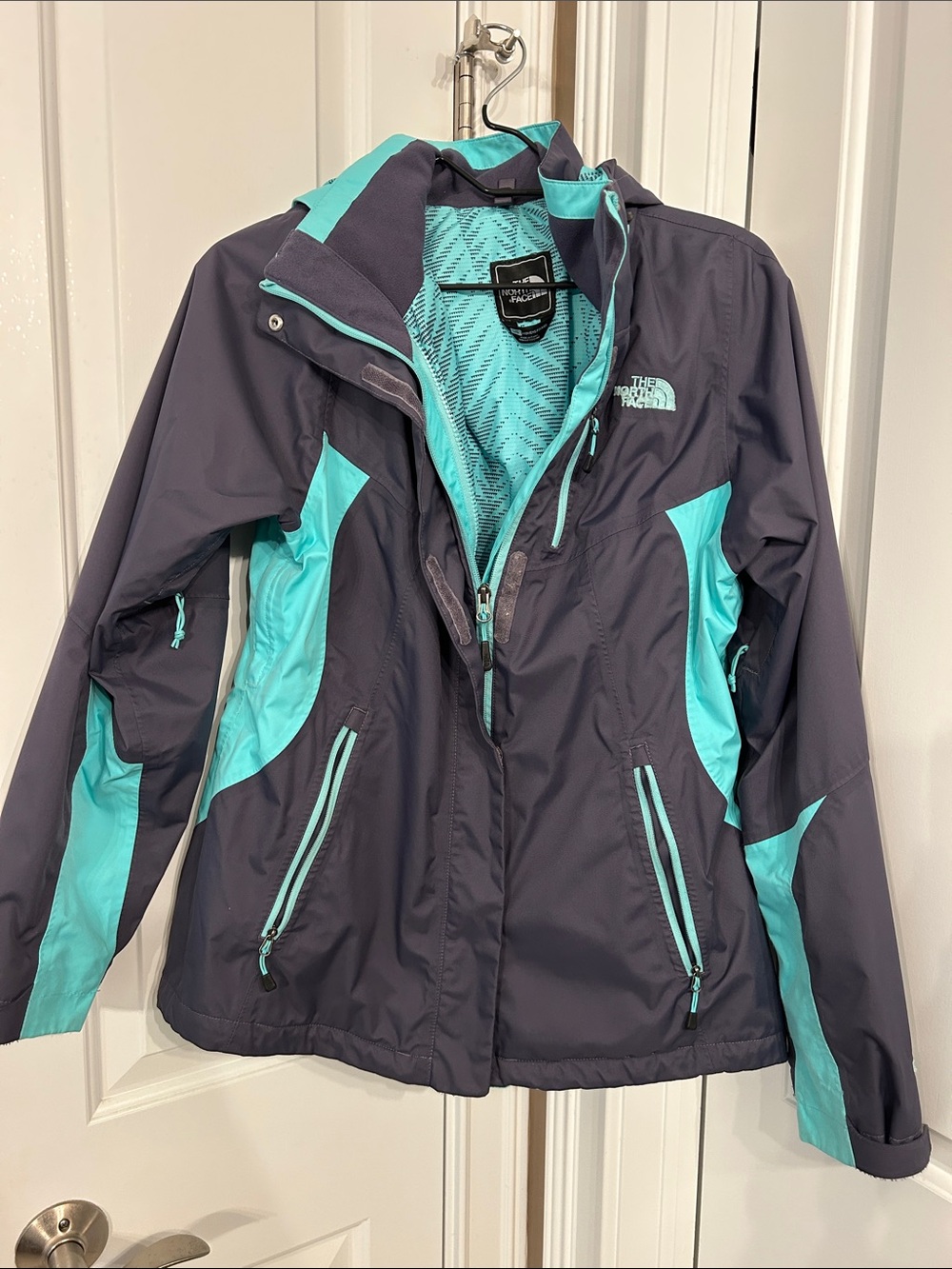 The North Face Women's Teal and Gray Ski Shell or Rain Jacket